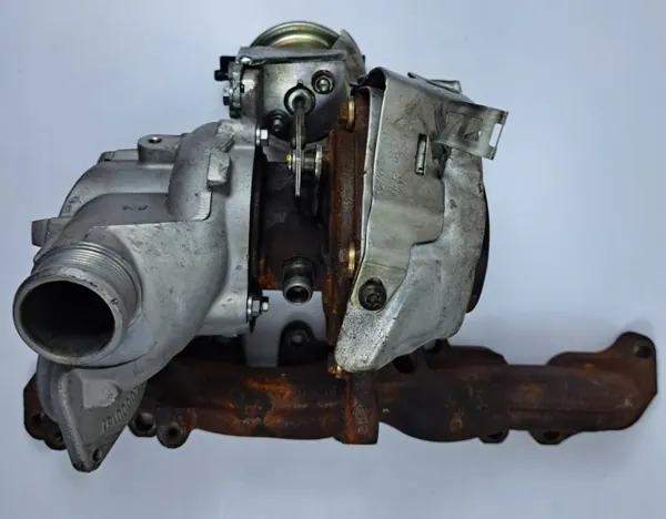 Turboahdin OEM 04L253010B VW Skoda Audi 2.0 TDI image 8