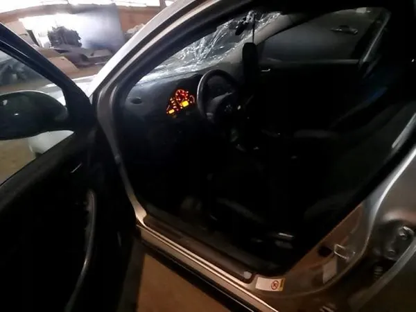 Supporti motore e cambio Toyota Avensis 2008 2.2L OEM image 9