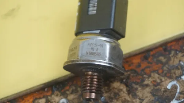 Kraftstoffdrucksensor OEM 651930 für Mercedes A W176 image 3