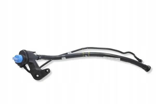 AdBlue-täyttöputki OEM 7440011MWGK BMW X5/X6:lle image 2