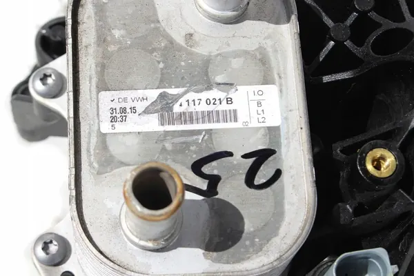 Refroidisseur d'huile Audi OEM 03N117021B pour TDi image 5