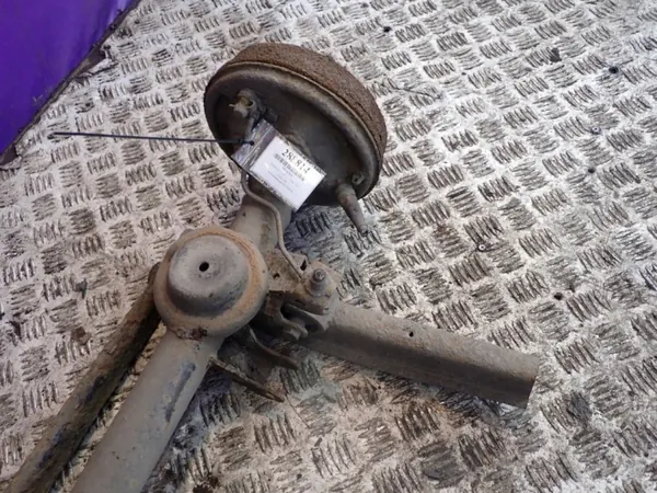 Daewoo Matiz M100 Taka-akselipalkki OEM Zawada-288814- image 4