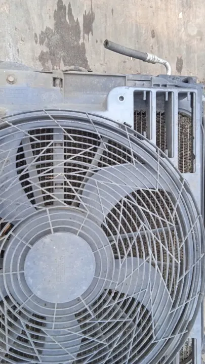 Ventilateur de radiateur BMW X5 E53 OEM 650 3.0D Automatique image 10