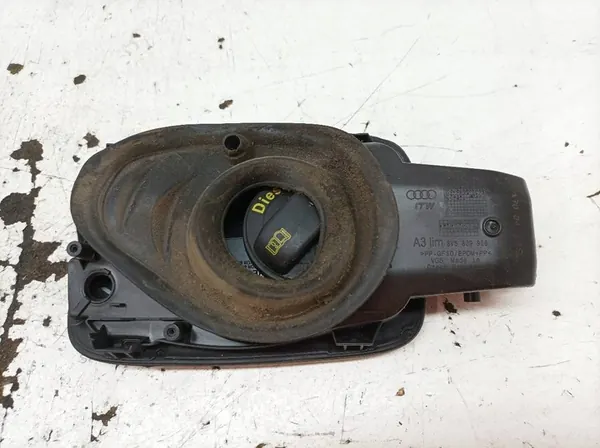 Bränsletanklock Audi A3 III (2013-2020) OEM 8V5809906 image 4