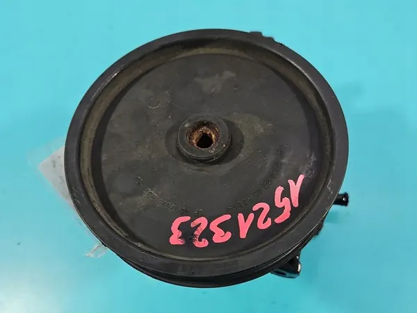 Servostyrningspump Mercedes W211 2.2 CDI 06-09 A0044667001 image 7