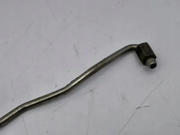 Turbolatausöljyputki OEM 04L145771H Audille image 4