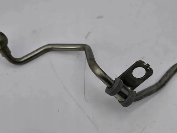 Turbolatausöljyputki OEM 04L145771H Audille image 6