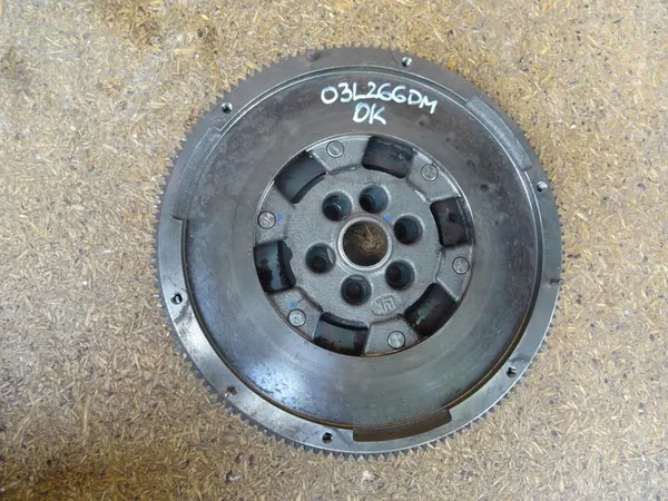 Embreagem completa LUK para Audi TT A3 Q3 Golf VI 2.0 TDI image 8