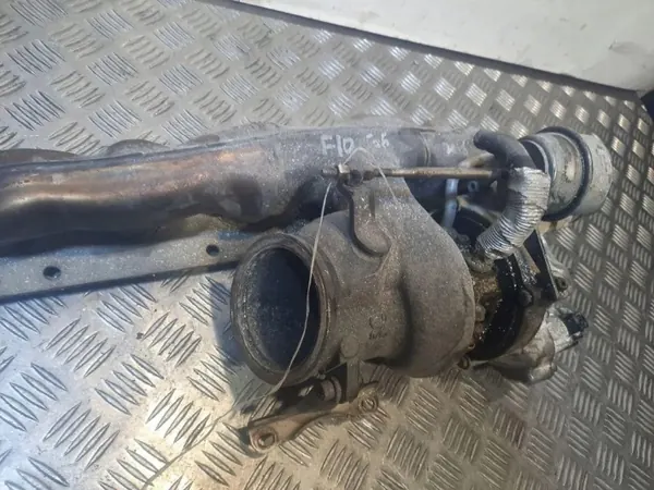 BMW Turbo OEM 7583908 5-sarja F10 3.0L bensiini image 6