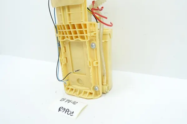 Brandstofpomp VW Transporter T5 image 2