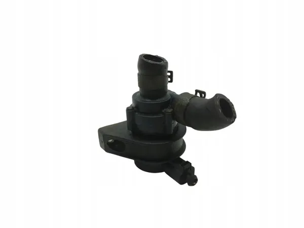 VOLVO V40 II 2.0 D3 Vattenpump Audi VW Skoda Seat 30950000 image 5