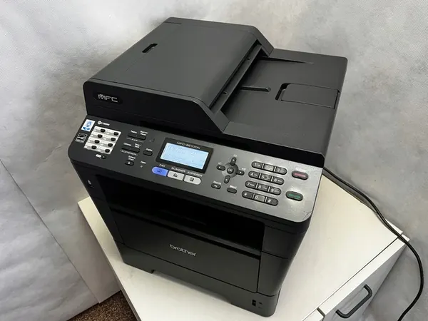 Brother MFC-8510DN Multifunctionele Printer image 2