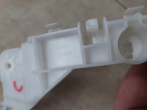 Framskärmsskydd - Höger - Mitsubishi Eclipse Cross image 6