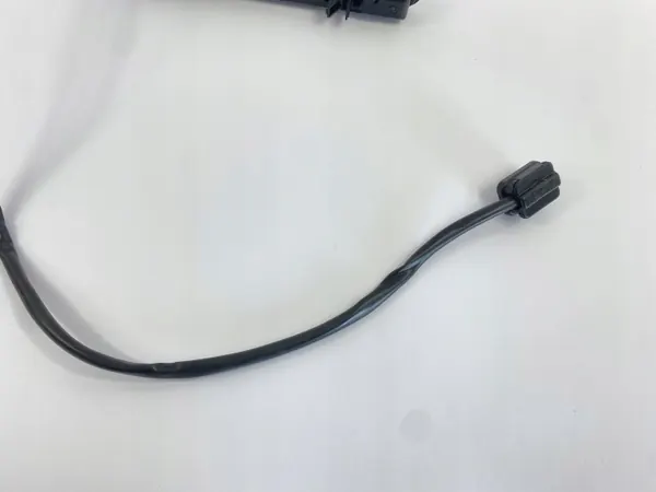 Takavalolampunpidike oikea OEM WKŁAD/SDV10257 Mercedes image 9