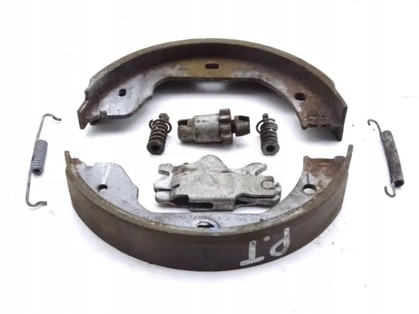 BMW X5 M F85 remset achter rechts OEM 6776642 image 3