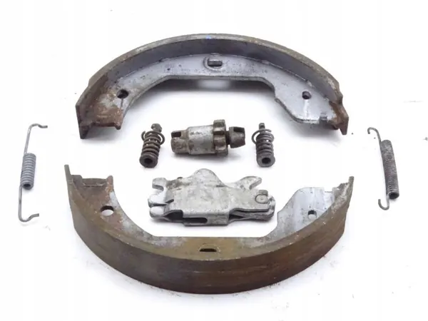 BMW X5 M F85 remset achter rechts OEM 6776642 image 4