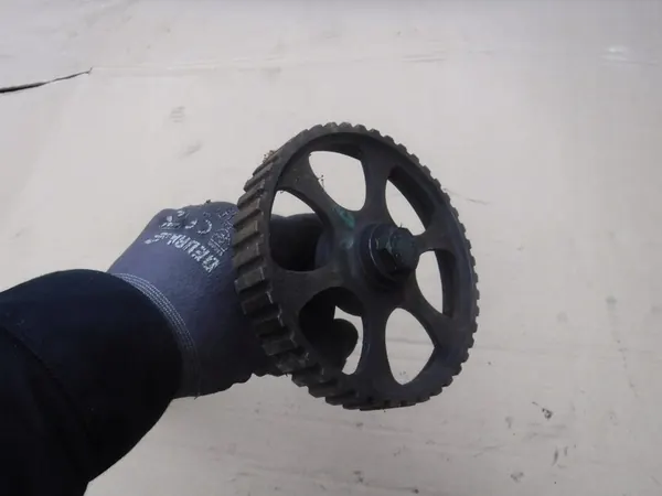 Árvore de cames VW Audi Skoda 1.6 2.0 049109111B image 3