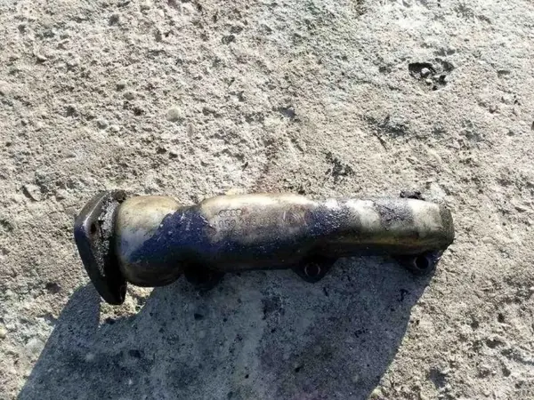 Audi OE Abgaskrümmer OEM 059253033M - Gebraucht image 2