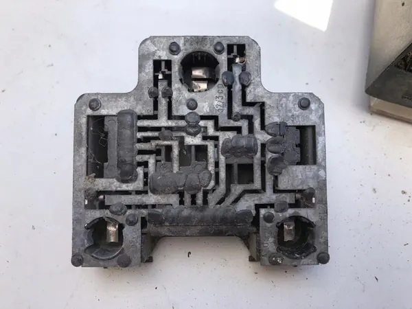 Inserto de lámpara trasera derecha Volkswagen Transporter T4 image 2
