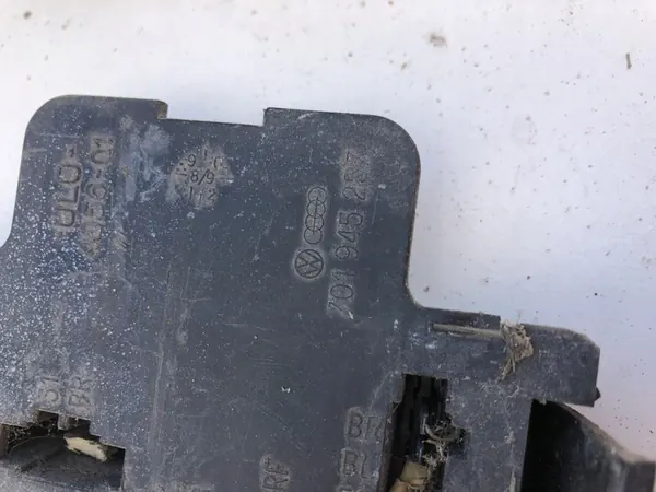 Inserto de lámpara trasera derecha Volkswagen Transporter T4 image 4