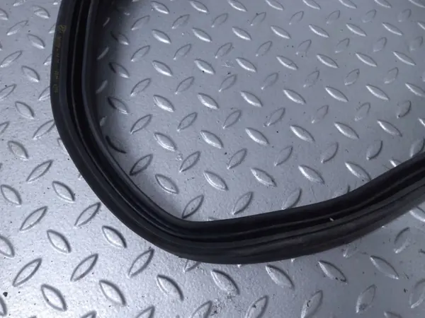 OEM 81761Q0000 achterklepafdichting voor Hyundai i20 III image 3
