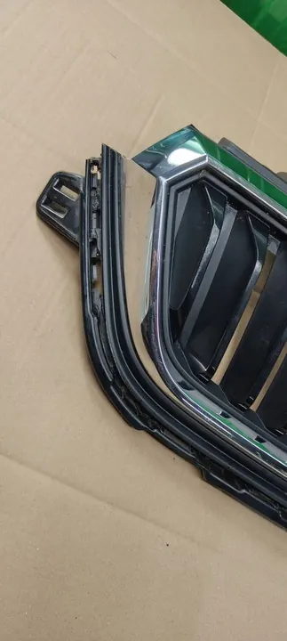 SKODA SCALA 19- Chrome Radiator Grill image 4