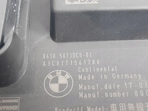 Chargeur Sans Fil BMW OEM 5A73DC5 pour Série 1/2/5/7/X image 3