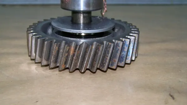 VW T5 2.5 TDI distributietandwiel OEM 070109313 image 3