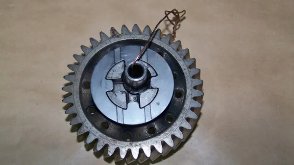 VW T5 2.5 TDI distributietandwiel OEM 070109313 image 6