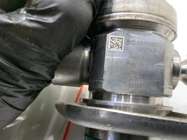 OEM 166303162R korkeapainepumppu Nissan Qashqaille image 4