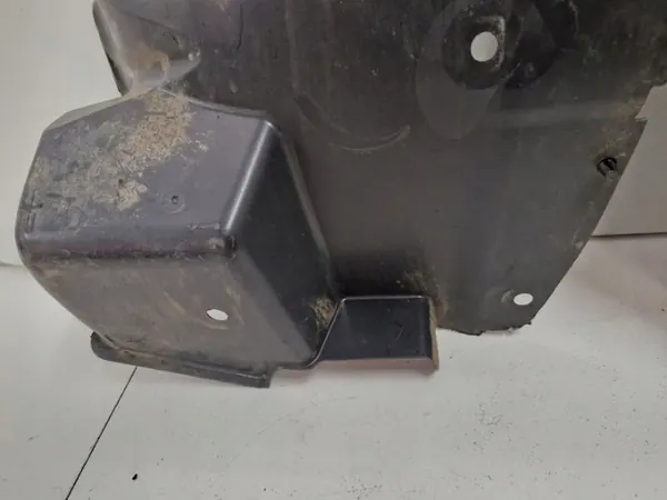 OEM 638407725R 638426238R Aile Avant Droite Complète image 6