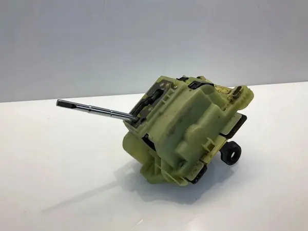 Mercedes-Benz växelmekanism OEM A2032676024 image 2