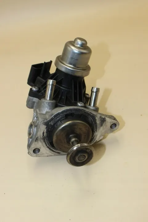 EGR-venttiili BMW 8513132 B37 B47 B57 F20 F30 F10 G11 image 3