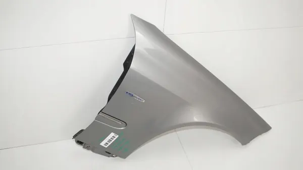 Aile avant droite OEM 360184944 pour Mercedes W203 image 4