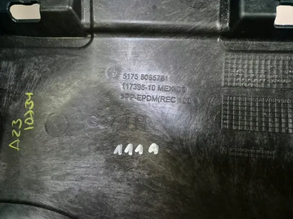 OEM 8085781 Bakre underredesskydd för BMW M2 G87 image 4