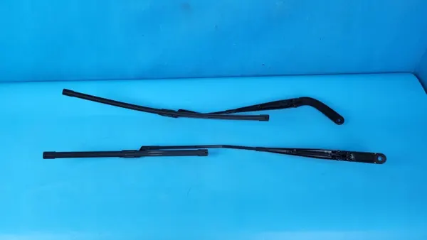 CUPRA LEON 23r pyyhinvarset OEM 5FA823723 image 6