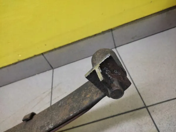 Daewoo Lublin 2.4 D Vorderfeder - Gebrauchtes OEM-Teil image 5