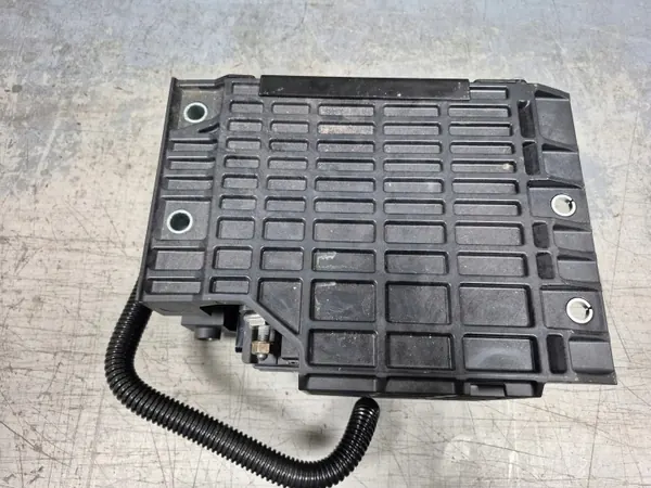 Audi Q5 apuakku OEM 8W0915101A 80Ah image 5