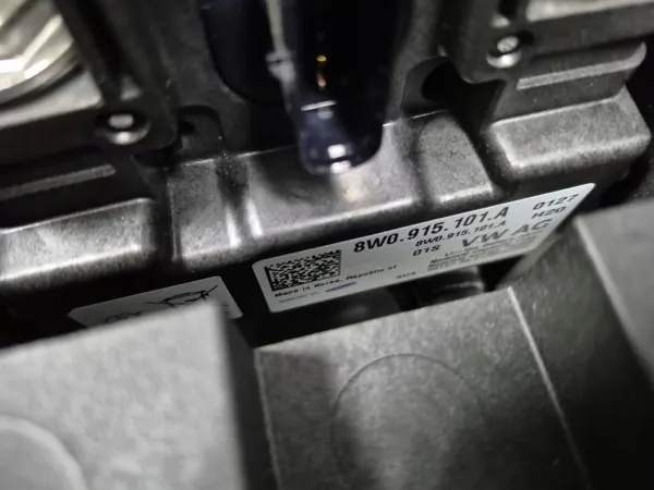 Audi Q5 apuakku OEM 8W0915101A 80Ah image 6