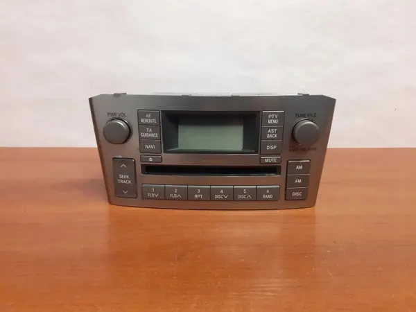 Toyota CD-vaihtaja OEM 8585 Avensis T25 2007 image 2