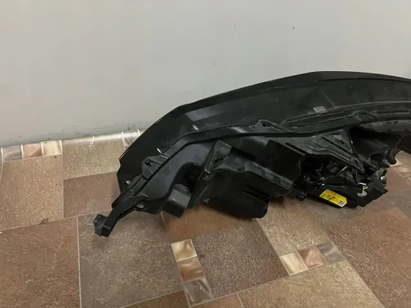 Oikea Etuvalaisin Nissan Qashqai J12 Full LED 1008002J image 6