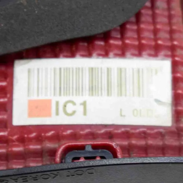 KIA Sportage 2016 Luz trasera de maletero izquierda image 5