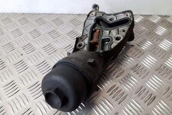 Oljefilterfäste OPEL ASTRA J GTC 2.0L diesel 55578737 image 2