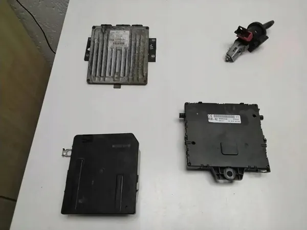 Kit d'allumage OEM 8200909666 pour Renault Kangoo 1.5L image 6