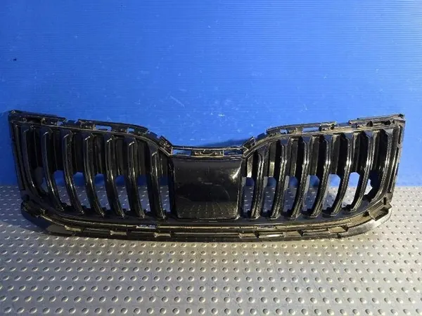 Grill Front Skoda Octavia III LIFT Mk3 5E0807723A image 3