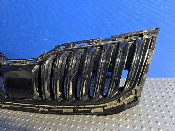 Grill Front Skoda Octavia III LIFT Mk3 5E0807723A image 5
