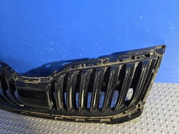 Grill Front Skoda Octavia III LIFT Mk3 5E0807723A image 7