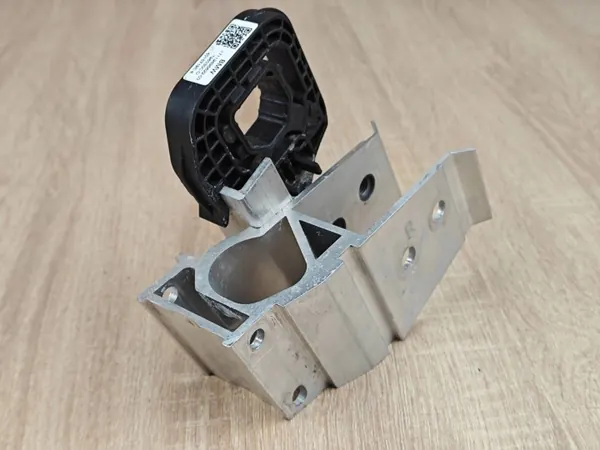 Support de Radiateur Droit OEM 8738928 BMW image 3
