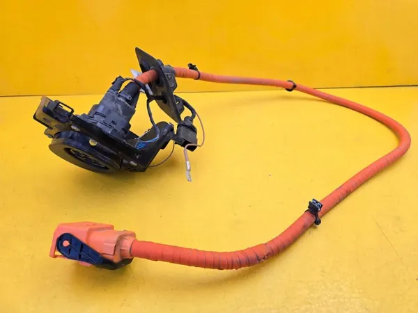 Audi e-tron Ladekabel OEM 4KL971106F image 4