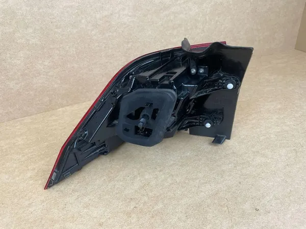 Luz trasera derecha VW Tiguan II 5NA 2016-2019 image 4